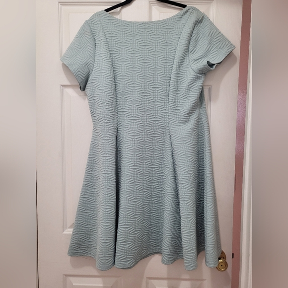 Size 2 Torrid Fit and Flare Dress - Picture 4 of 5